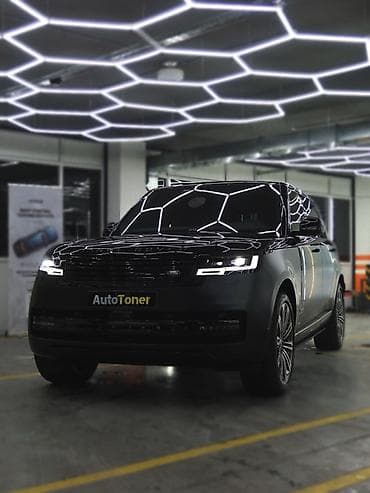 Land Rover Range Rover: 2023 г., 4.4 л, Бензин, Внедорожник