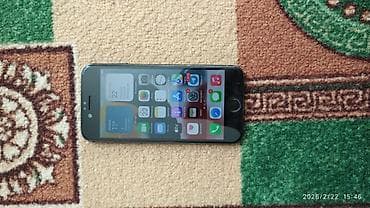 black chark: IPhone 7, Б/у, 32 ГБ, Черный, Чехол, Кабель, 63 % — 2