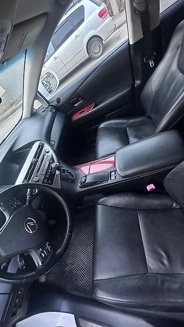 тоннели: Lexus RX: 2011 г., 3.5 л, Автомат, Гибрид, Кроссовер — 1