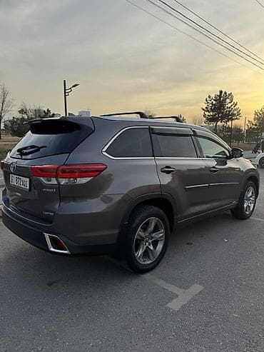 fmz 250: Toyota Highlander: 2018 г., 3.5 л, Автомат, Гибрид, Кроссовер — 3
