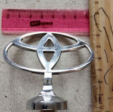 наклейки на авто моменто море: Значок Toyota на ножке для установки на капот — 4