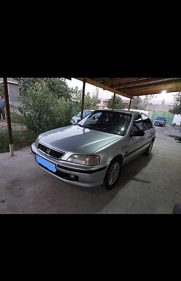 Honda Civic: 2000 г., 1.5 л, Ручные, Бензин, Седан