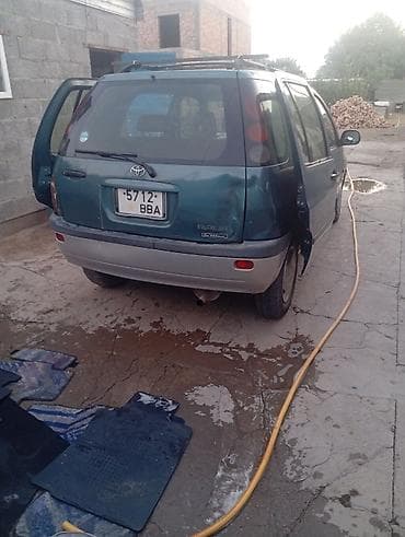 топливный бак: Toyota Raum: 1997 г., 1.5 л, Автомат, Бензин, Хэтчбэк — 5