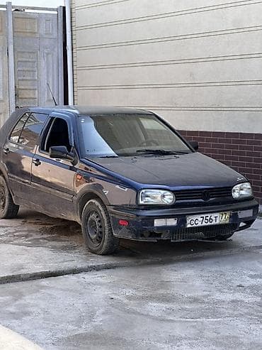 golf купе: Volkswagen Golf: 1995 г., 2 л, Ручные, Хэтчбэк — 2
