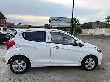 Транспорт: Chevrolet Spark: 2019 г., 1 л, Бензин, Хэтчбэк — 1