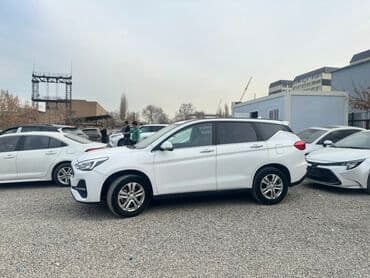 надо делать: Haval H6, белый кроссовер Основные особенности: - Кузов: 5‑дверный — 2