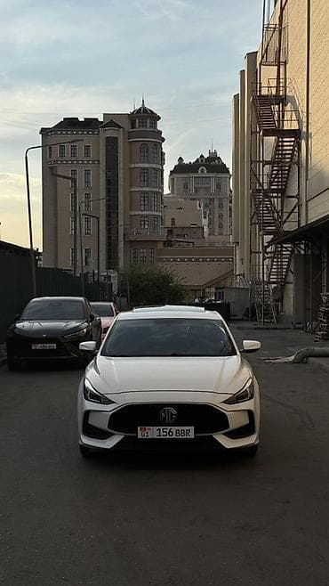 мзт 80: MG : 2021 г., 1.5 л, Бензин, Лифтбек — 3