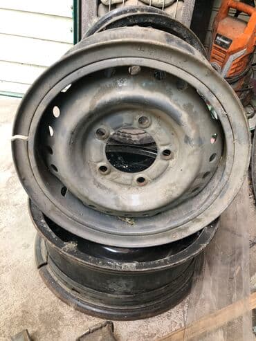 шины на камаз в бишкеке: Железные Диски R 16 Toyota, Комплект, отверстий - 5, Б/у — 1