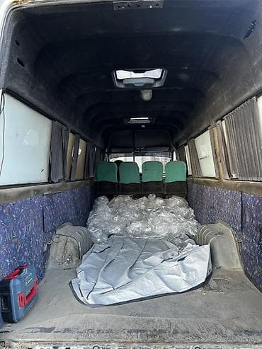 борт на спринтер: Mercedes-Benz Спринтер: 2001 г., 2.2 л, Механика, Дизель, Фургон — 7