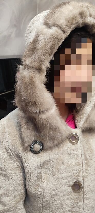 шерстяные кофты женские больших размеров: Дубленка, Классическая модель, Длинная модель, С капюшоном, M — 6