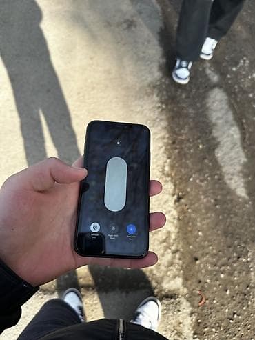 айфон 11 на запчасти: IPhone 11, Б/у, 128 ГБ, Черный, 72 % — 2