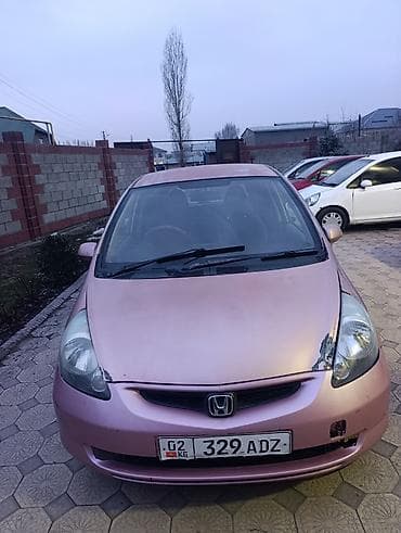 Honda Fit: 2001 г., 1.3 л, Бензин, Хэтчбэк