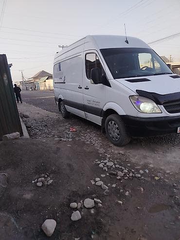 235 55 р18: Легкий грузовик, Mercedes-Benz — 10