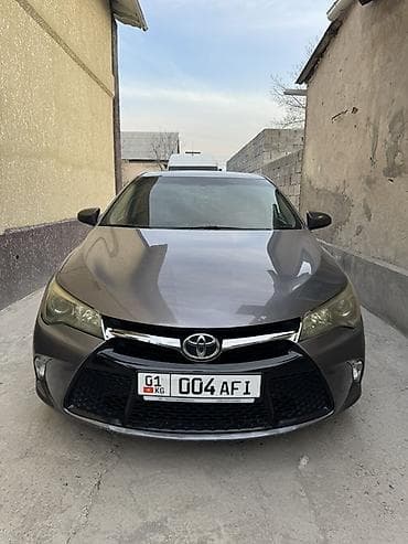 p 12: Toyota Camry: 2016 г., Бензин, Седан — 3