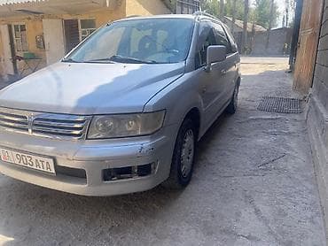 Mitsubishi Space Wagon: 1999 г., 2.4 л, Автомат, Бензин, Универсал — 5