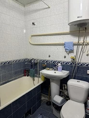 8: 1 комната, 33 м², 8 мкр 104 серия, 3 этаж — 3