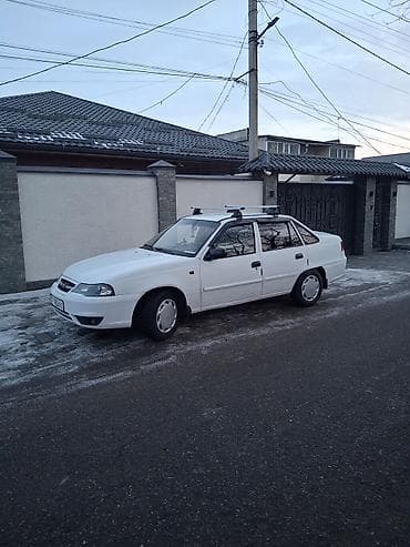 Daewoo Nexia: 2011 г., 1.5 л, Механика, Бензин, Седан