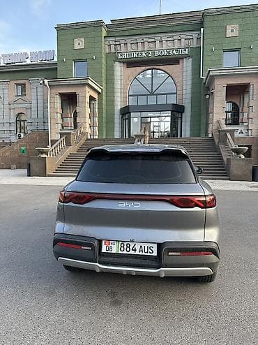 bid e5: BYD Yuan Up: 2025 г., Автомат, Электромобиль, Кроссовер — 2