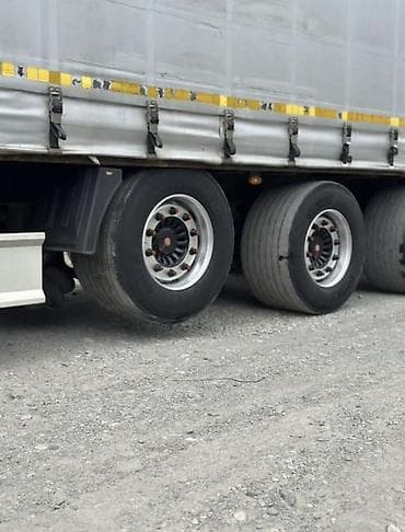 trailer: Прицеп, Krone, Шторный — 1