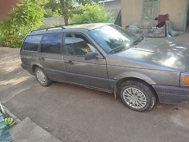 go park: Volkswagen Passat: 1990 г., 1.8 л, Универсал — 2