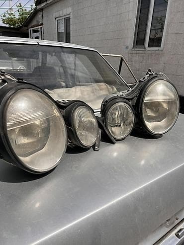 Алдыңкы фаралар комплектиси Mercedes-Benz 1996 г., Колдонулган, Оригинал — 2