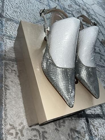 туфли женские 40 р: Женские туфли-лодочки — 2 пары 1) Серебристые slingback Florin - — 2