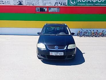 туризмо машина: Volkswagen Touran: 2003 г., 1.6 л, Автомат, Бензин, Минивэн — 5