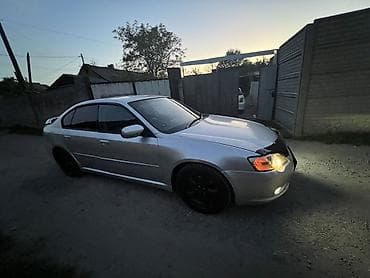 Subaru Legacy: 2004 г., 2 л, Автомат, Седан — 5