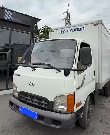коробка на бус сапог: Hyundai : 2010 г., 2.4 л, Механика, Дизель, Бус — 2