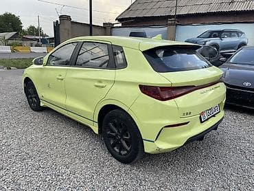 BYD: BYD E2: 2020 г., Автомат, Электромобиль, Кроссовер — 3