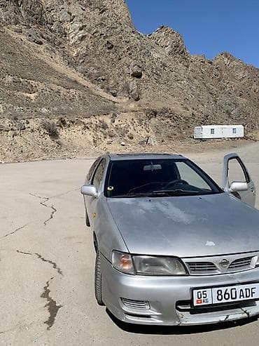 m class: Nissan Pulsar: 1995 г., 1.4 л, Ручные, Бензин, Хэтчбэк — 3