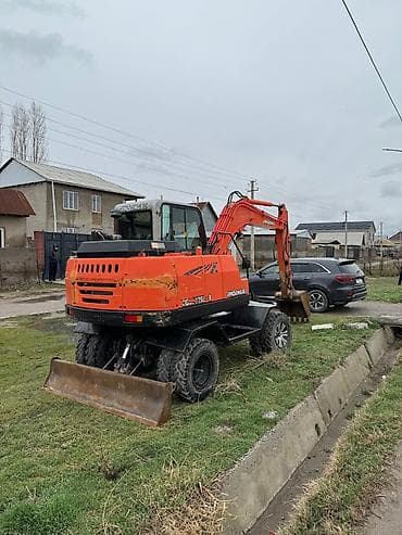 китайский эксковатор: Экскаватор, 2017 г., Колесный — 6