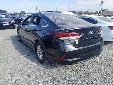 kia ev3: Hyundai Sonata: 2020 г., 2 л, Автомат, Газ, Седан — 3