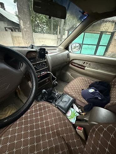 теранно: Nissan Terrano II: 1999 г., 3.3 л, Механика, Бензин, Внедорожник — 3