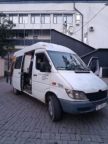 спринтер грузо пасажр каратыш низкий: Легкий грузовик, Mercedes-Benz — 1