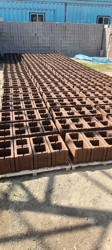 скамейки б у: Пескоблок Гладкий, Заборный, 150x190x390, Самовывоз, Бесплатная доставка, Платная доставка — 16