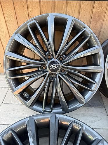 diska 14: Литые Диски R 19 Hyundai, Комплект, отверстий - 5, Б/у — 2