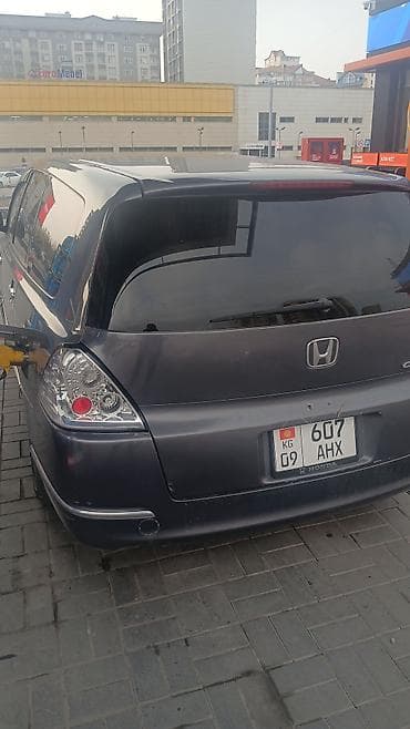 Honda Odyssey: 2004 г., Вариатор, Бензин, Минивэн at lalafo.kg Honda Odyssey: 2004 г., Вариатор, Бензин, Минивэн