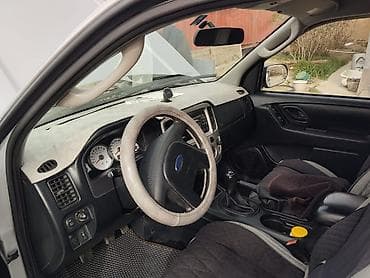 Ford Maverick: 2006 г., Внедорожник — 9