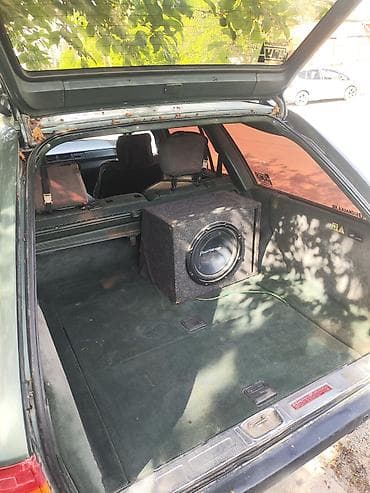 bud e5: Mercedes-Benz E-Class: 1987 г., 2 л, Автомат, Бензин, Универсал — 5