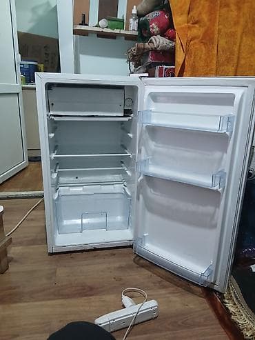 deepcool pf: Компактный однокамерный холодильник с морозильной полкой — 2