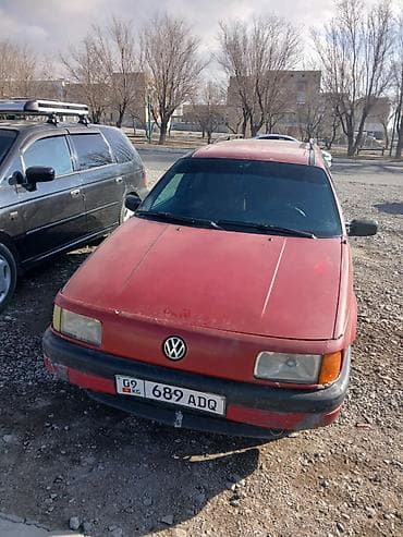 Продажа авто: Volkswagen Passat Variant: 1991 г., Механика — 1