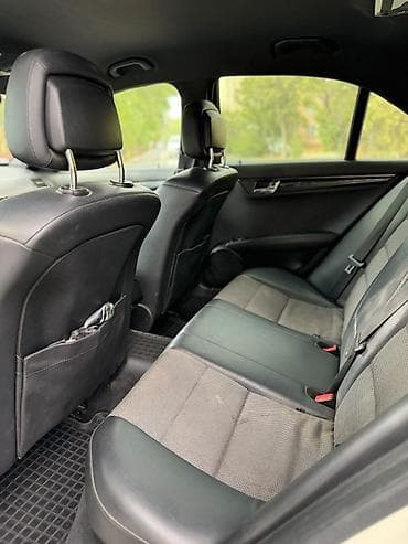 mercedes coupe: Mercedes-Benz C-Class: 2010 г., Автомат, Седан — 5