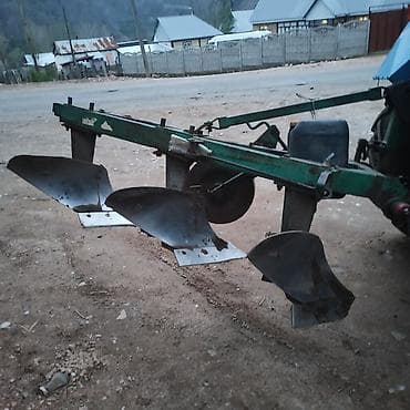 штатив для лампы: Срочно срочно прадаю.Навесной оборотный плуг для трактора - — 1