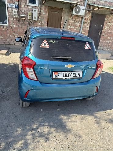 Продажа авто: Chevrolet Spark: 2019 г., 0.1 л, Вариатор, Хэтчбэк — 2