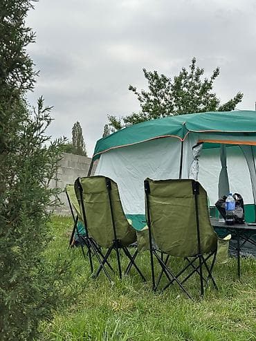 Палатки: Большая кемпинговая палатка с мебелью для отдыха на природе — 2