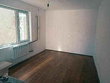 Недвижимость: Однокомнатное помещение с отдельным санузлом Описание: - Светлая — 8