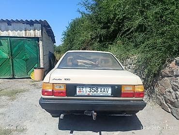 adblue бишкек: Audi 100: 1988 г., Кол менен иштөөчү, Седан — 4