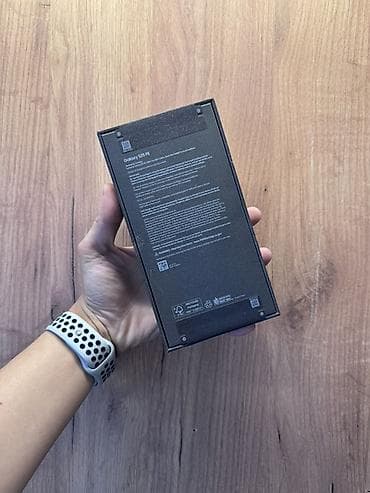 s25: Samsung Galaxy S25 FE — 2