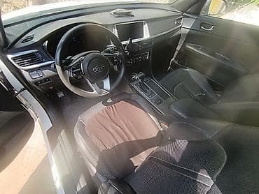 geely galaxy e5: Kia K5: 2019 г., 2 л, Автомат, Газ, Седан — 2